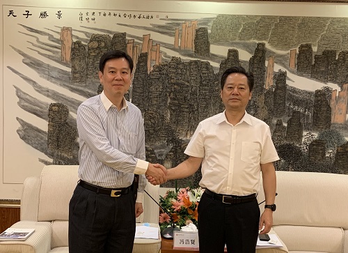 駐武漢辦主任馮浩賢與張家界市委書記虢正貴會面