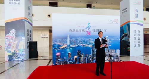 駐河南聯絡處劉錦泉主任在展覽揭幕禮上致辭