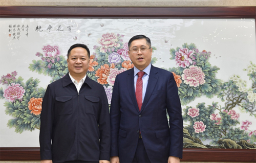 驻武汉办主任郭伟勋与江西省商务厅厅长犹㼆会面