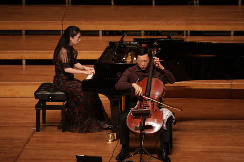 郭伟勋一行与中南财经政法大学领导及代表座谈