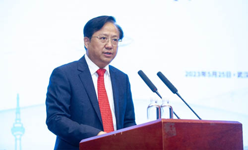 湖北省商务厅陈华荣副厅长致辞