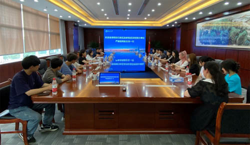 嚴謝嘉莉與香港同學座談