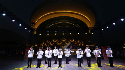 香港警察乐队在梅溪湖国际艺术中心演出1