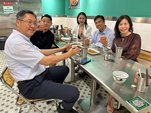 郭主任及驻湖南联络处一行考察港资企业