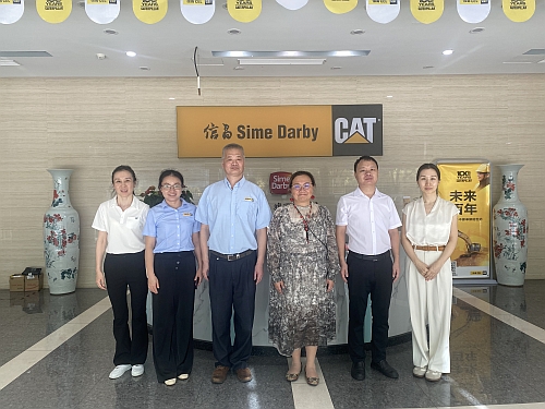 图五：蔡主任走访经开区港资企业，了解企业最新营运情况