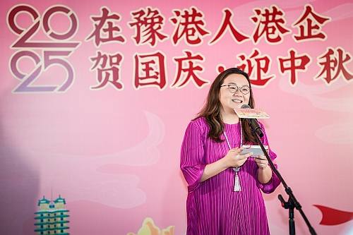 駐武漢辦主任蔡敏君致辭